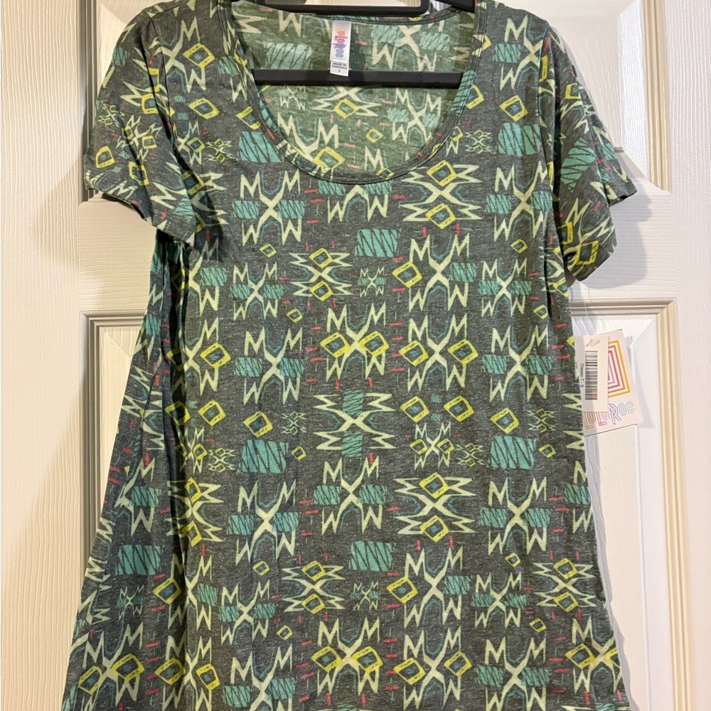 LuLaRoe Gray and Green Geometric T-Shirt